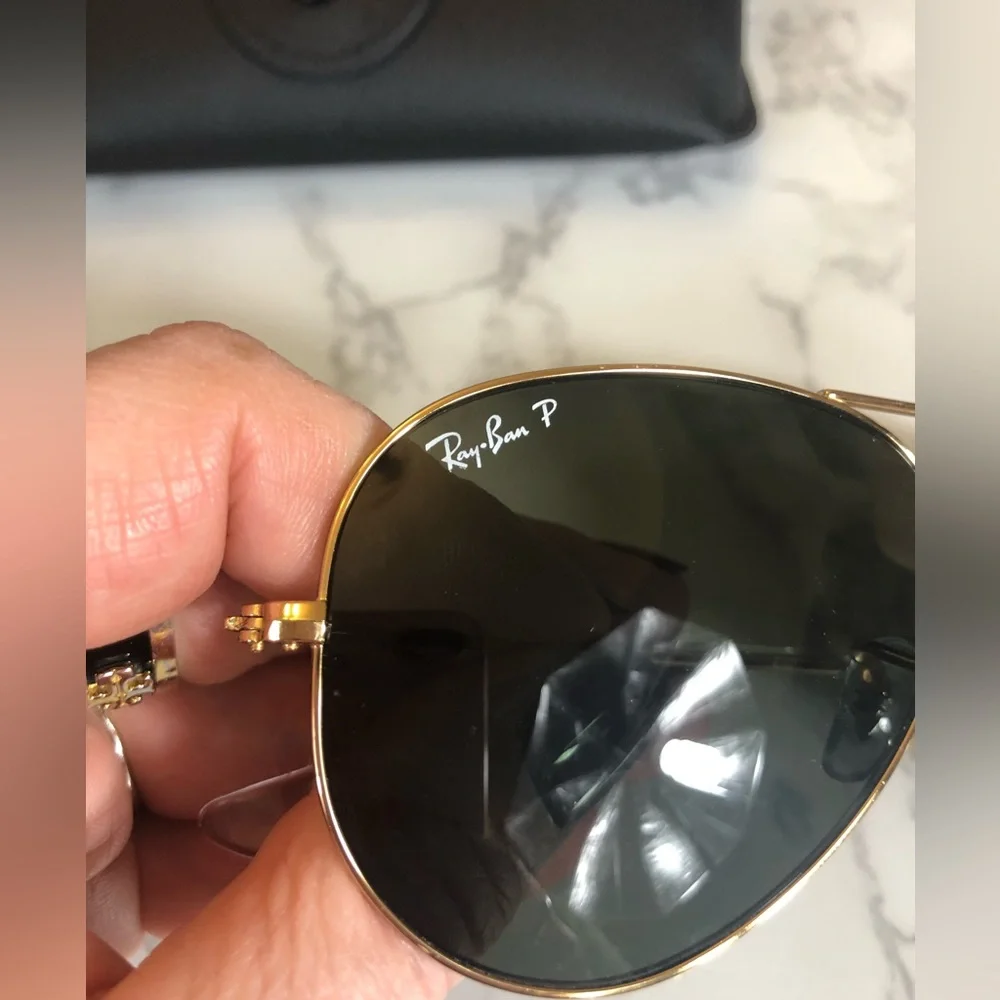 *SOLD* Authentic Ray Ban Polarized Aviators Gold Women’s 58 mm - Picture 5 of 12